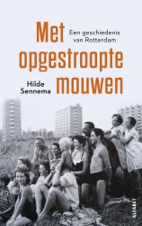 Met opgestroopte mouwen • Met opgestroopte mouwen