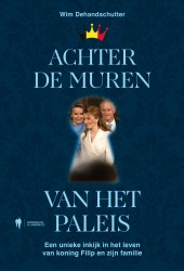 Achter de muren van het paleis