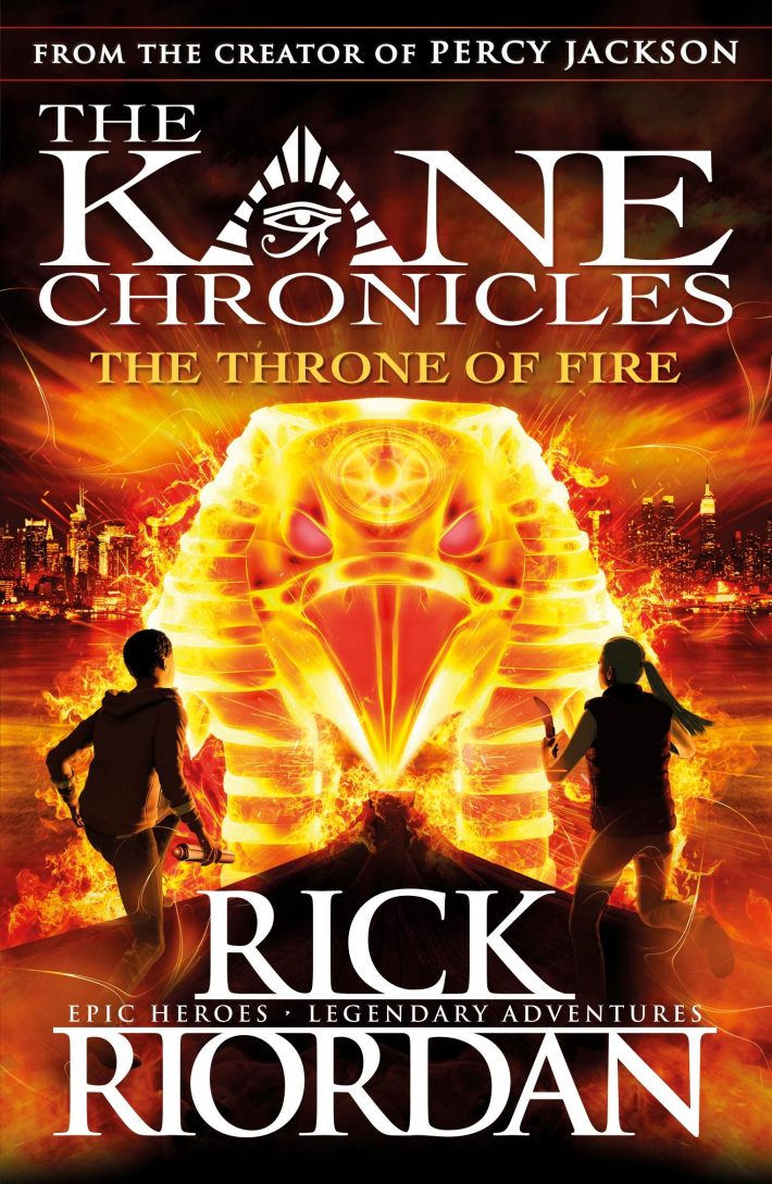 The Throne of Fire (The Kane Chronicles Book 2)