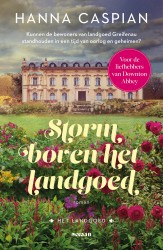 Storm boven het landgoed