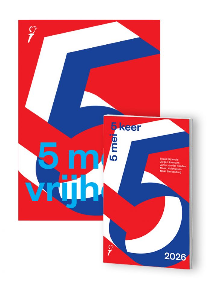 Set 5x boekje met poster ‘5 keer 5 mei 2026’ &bullet; Los exemplaar boekje met poster '5 keer 5 mei 2026'