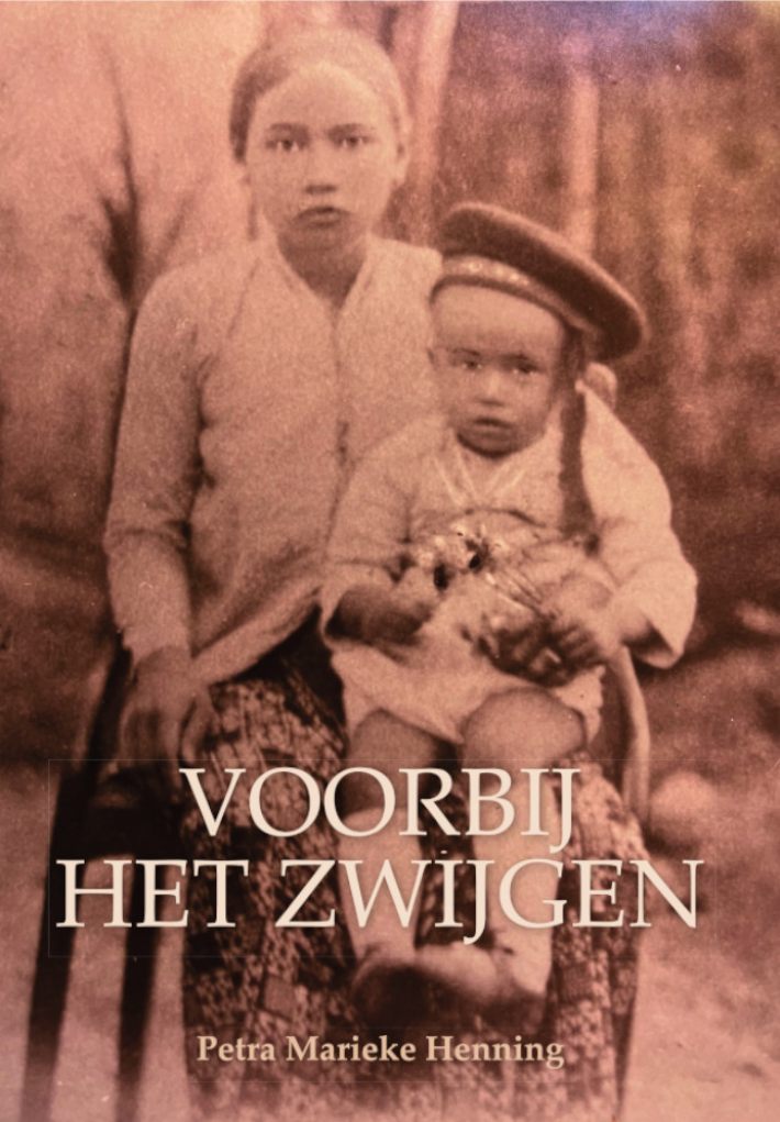 Voorbij het zwijgen Voorbij het zwijgen