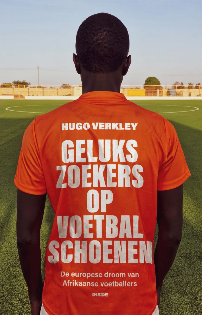 Gelukszoekers op voetbalschoenen