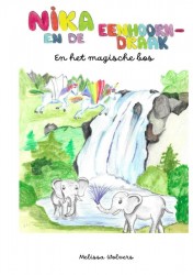 Nika en de eenhoorn-draak en het magische bos