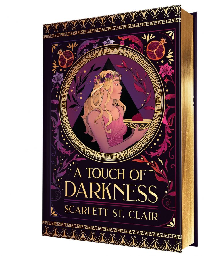 A Touch of Darkness (Collector's Edition) A Touch of Darkness (Collector's Edition)