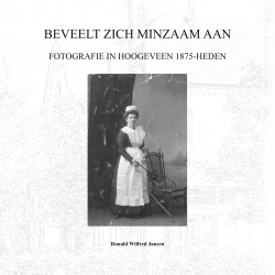BEVEELT ZICH MINZAAM AAN