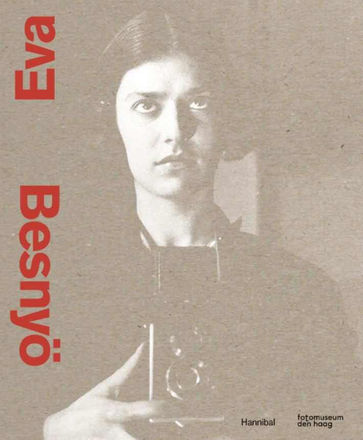 Eva Besnyö &bullet; Eva Besnyö